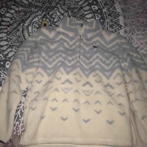 VS PINK Fuzzy Blue and White sweatshirt w/ zipper